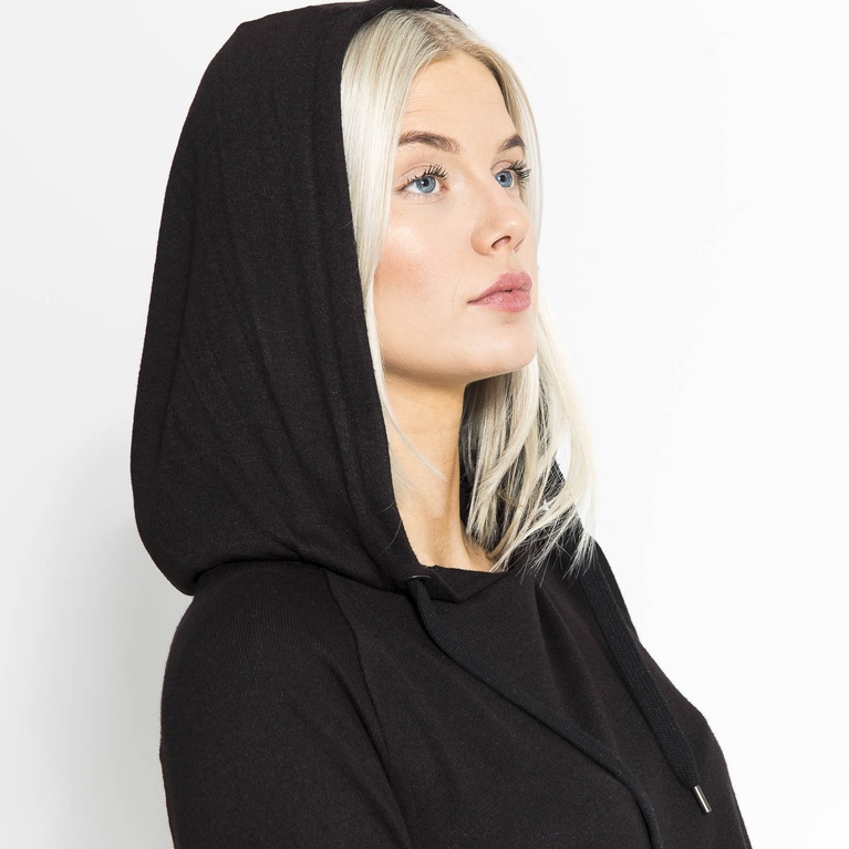 Hood "Isa" Hood "Isa"